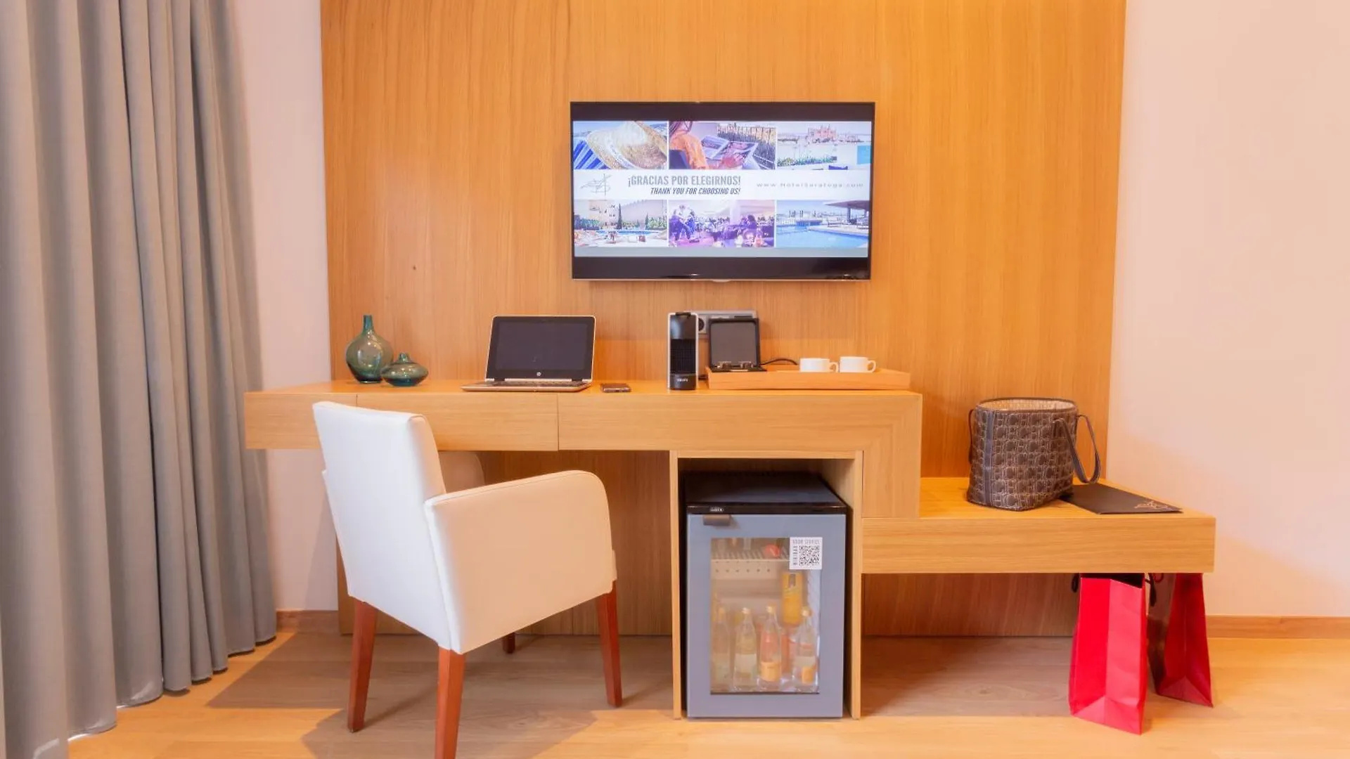 ****  Hotel Saratoga Palma de Maiorca Espanha
